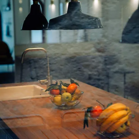 Outsite Πανσιόν 3*